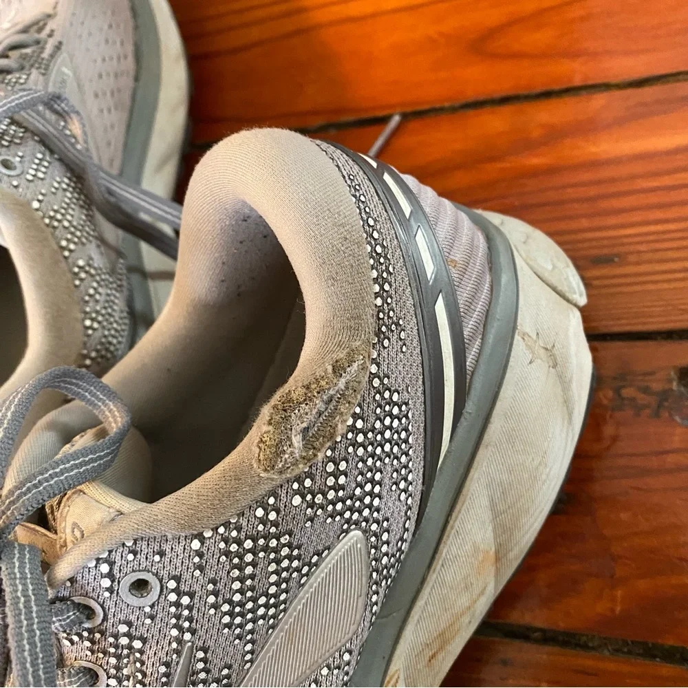 Brooks ghost 11